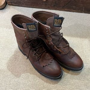 Ariat Men’s waterproof lace up work boots.